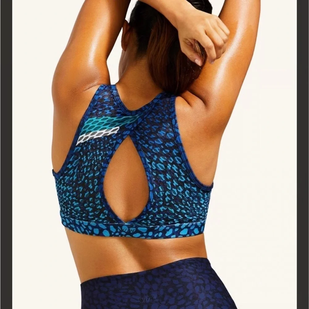 WITH Peloton Wild Kite high neck sport bra 2.0 blue size M - Picture 2 of 9